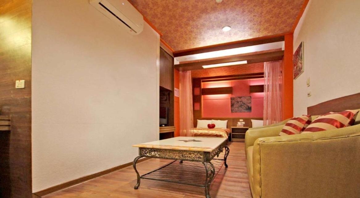 日月潭 -日月住館-休閒旅館- 水社碼頭 Yuchi Extérieur photo